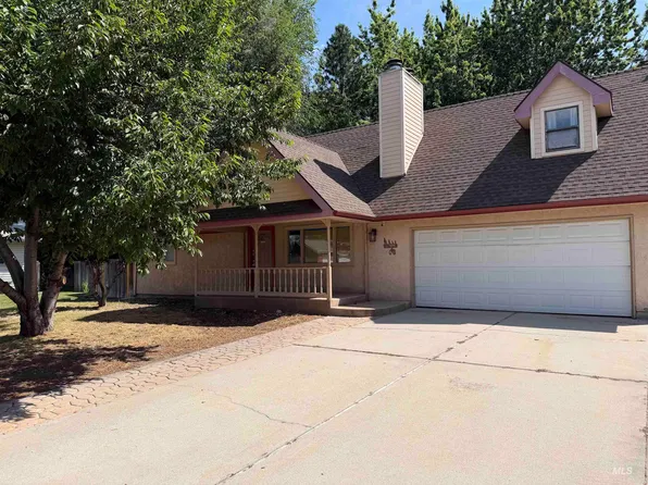 406 N 2nd St, Eagle, ID 83616