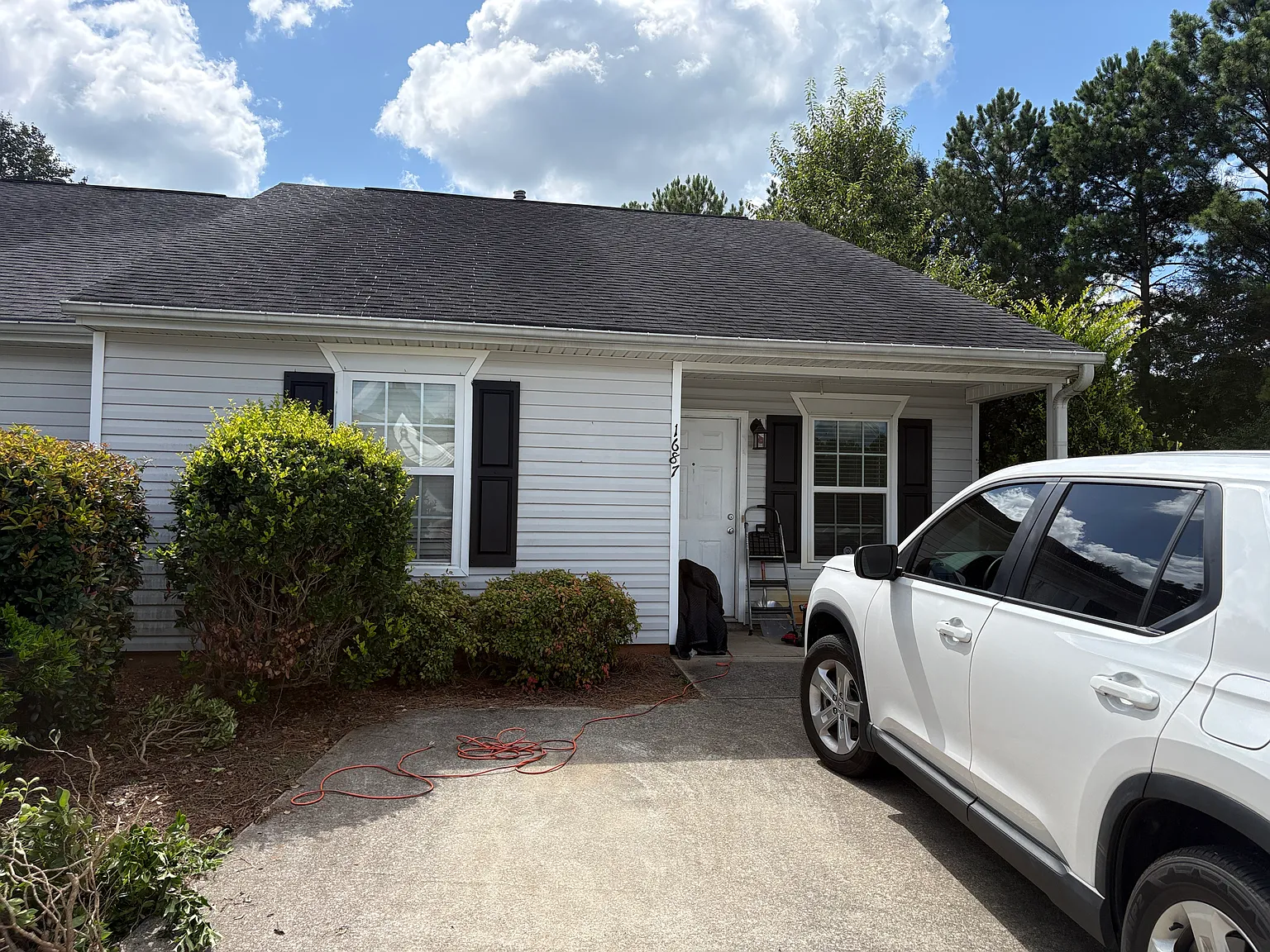 2 bed, 1209 sqft, $1,500 — Photo 1