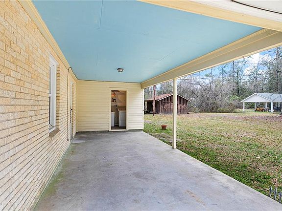 3rd image of 20125 Lowe Davis Rd