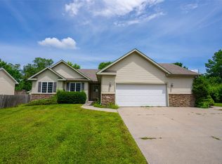 4882 NE 39th Ave, Des Moines, IA 50317