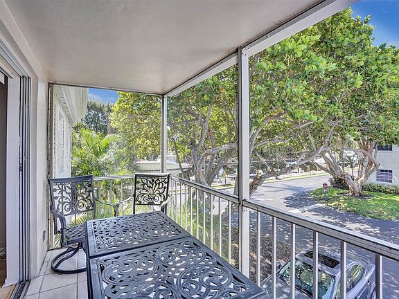 3rd image of 6249 Bay Club Drive #4