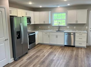 116 Lucy Ln, Maryville, TN 37803