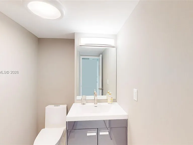 10275 Collins Ave #724 — Photo 10