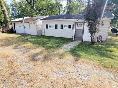 595 West St, Louisville, IL, 62858