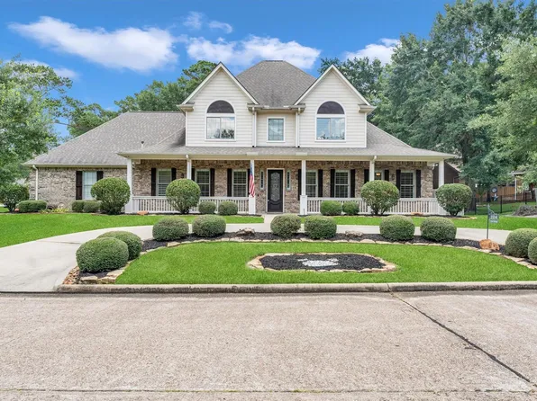 104 Clear Springs Dr, Montgomery, TX 77356