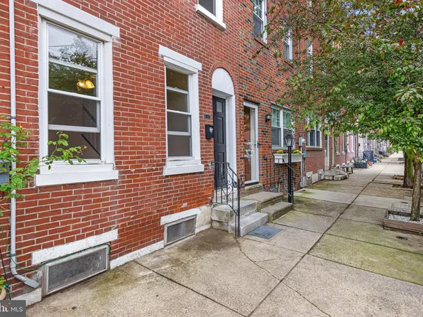 846 Almond St, Philadelphia, PA 19125