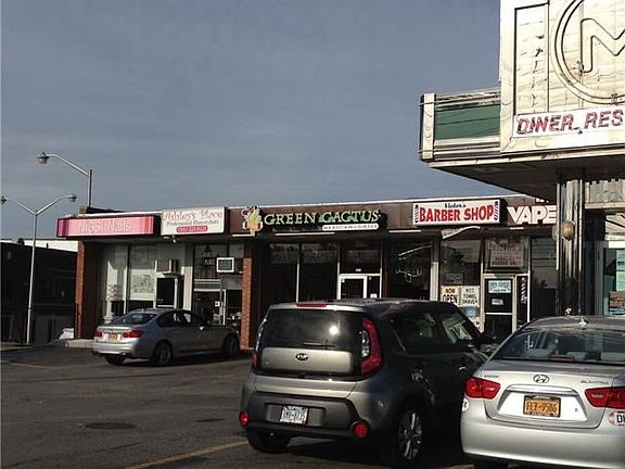 2nd image of 1140 Wantagh Ave