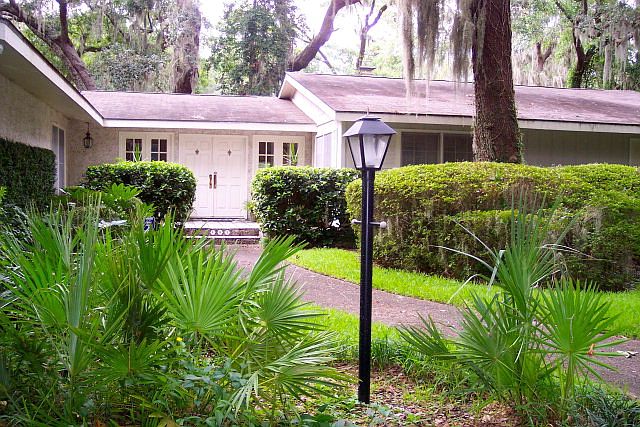 1st image of 103 Palm Dr