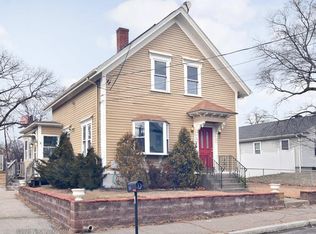 50 Collins St, Attleboro, MA 02703