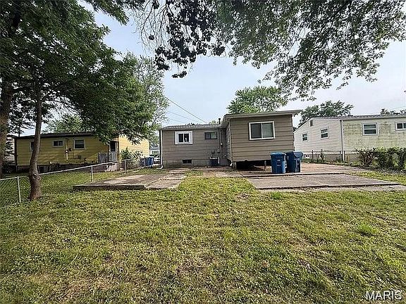 3rd image of 1123 Rhea Ave