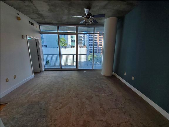 3rd image of 44 Peachtree Pl #830