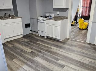 10 William St APT 2, Middletown, NY 10940