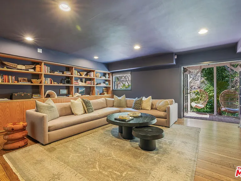 2015 Nichols Canyon Rd — Photo 10