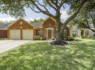 4927 Preston Trails Ln, Pasadena, TX 77505