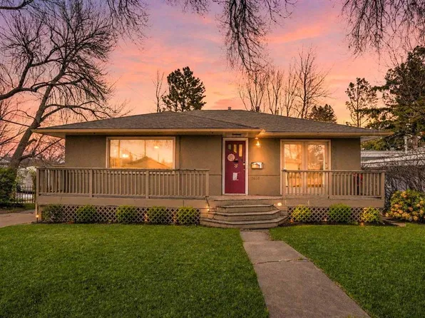 1468 W Renfrew Dr NE, Calgary, AB T2E 5J5