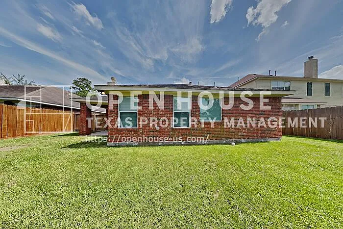 8307 Silver Lure Dr — Photo 19