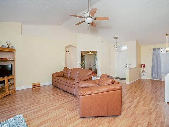 4th image of 115 Magellan Cir