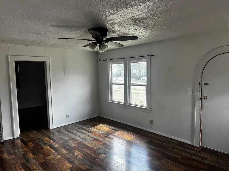 3609 S Polk St — Photo 13