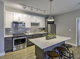 Maple and Main Apartments, Downers Grove, IL 60515