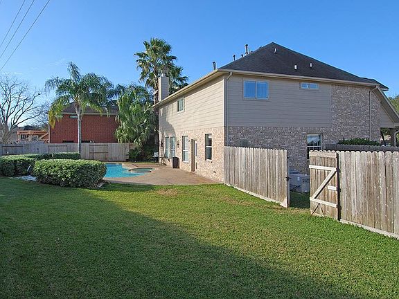 5th image of 3707 Hawkins Ct