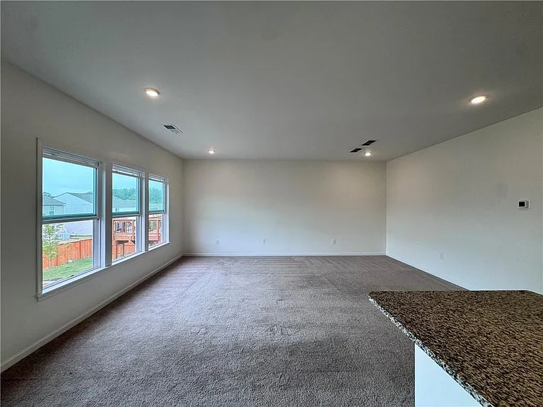 241 Port Way — Photo 8