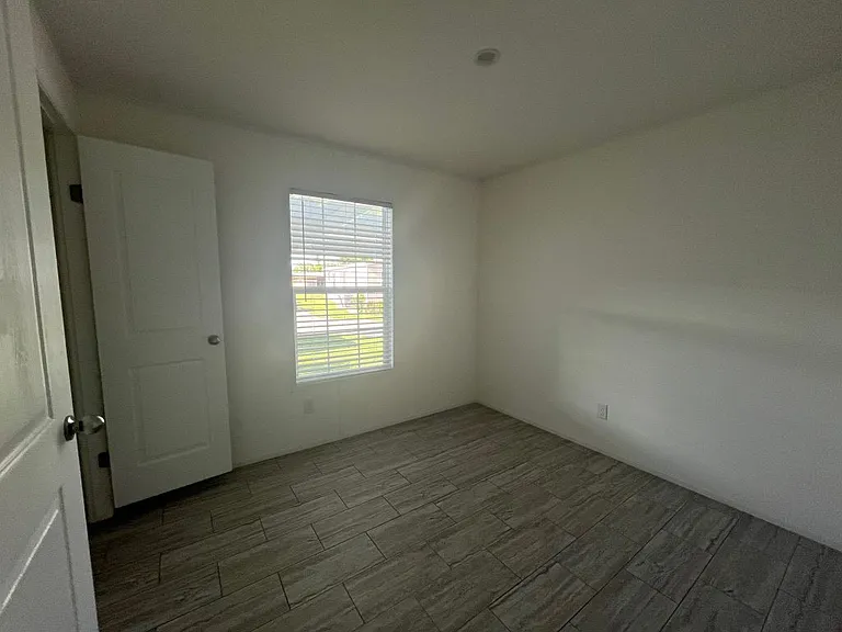 18 Eland Dr #18 — Photo 10