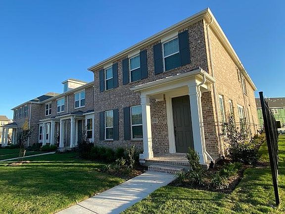 4th image of 15919 Fig Ln