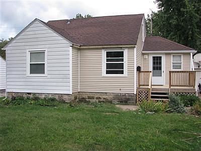 2nd image of 133 Lakewood Dr