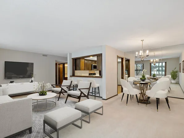 8549 Irwin Rd APT 132, Bloomington, MN 55437