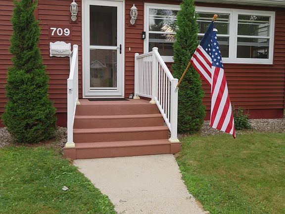 2nd image of 709 N Prospect St