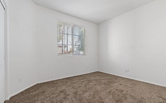 1st image of 27281 Rosemont Way