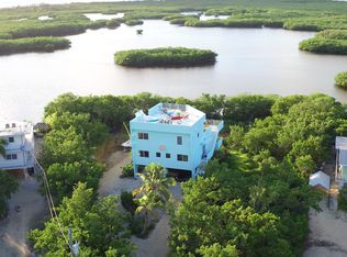 221 Harbor Dr, Key Largo, FL 33037