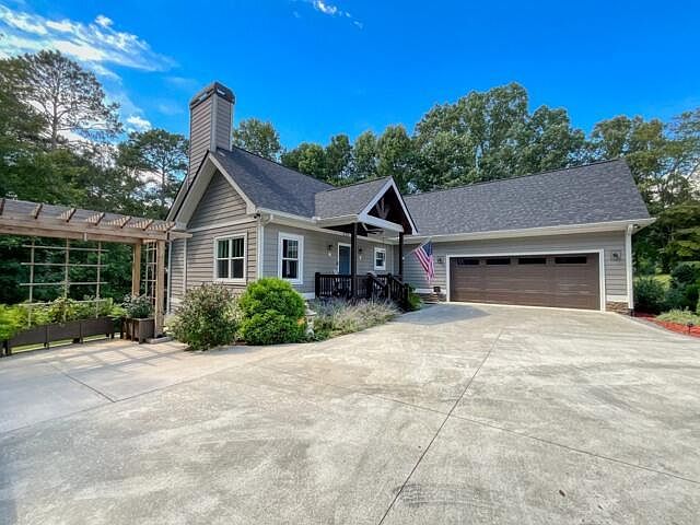 1st image of 436 Bridge Rd
