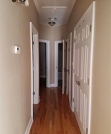 5th image of 2910 Robert St