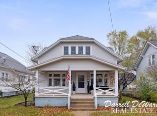 823 Webster St NW, Grand Rapids, MI