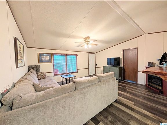 4th image of 2573 Hirams Ln