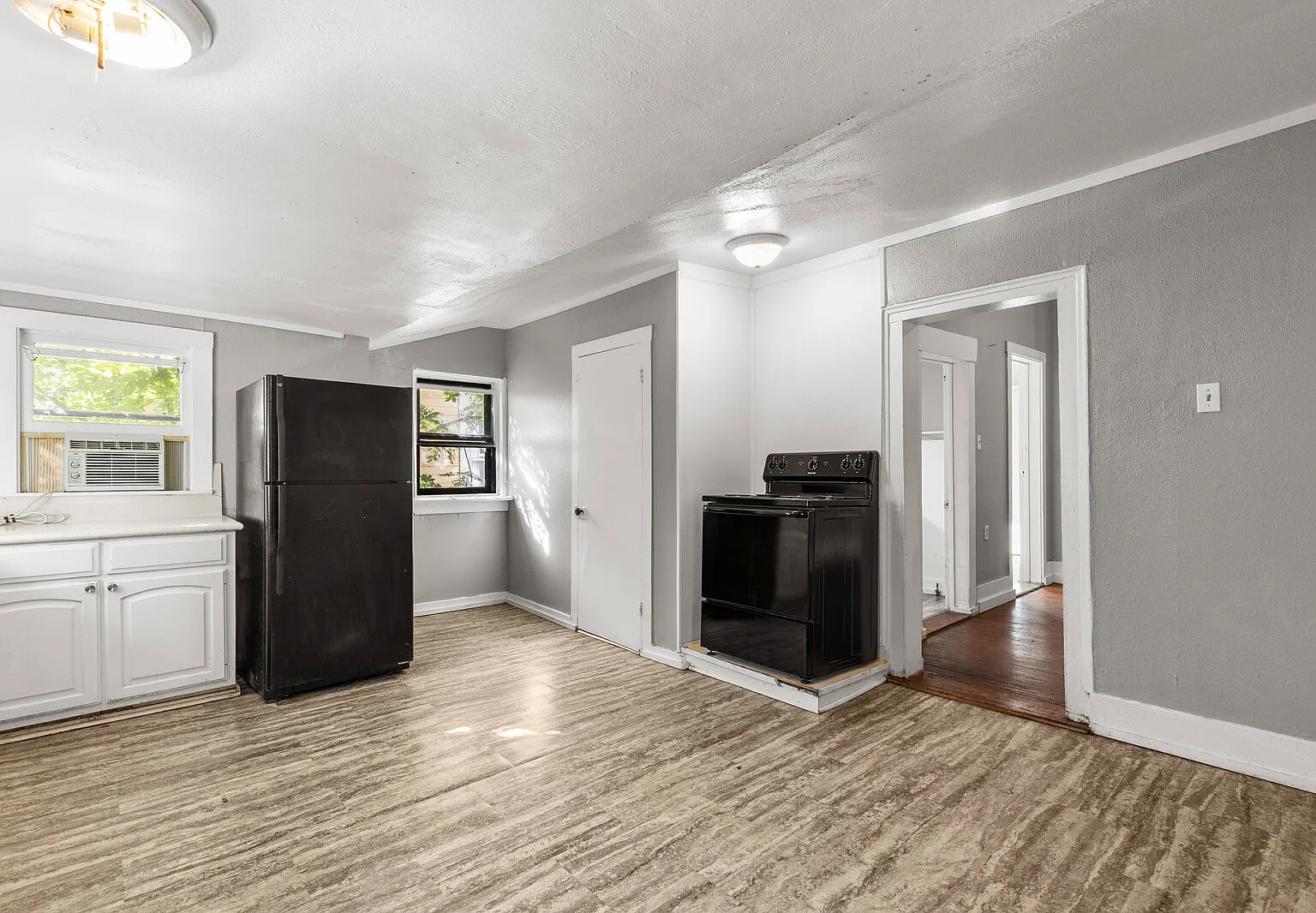 427 Sherman Street - 1 — Photo 2