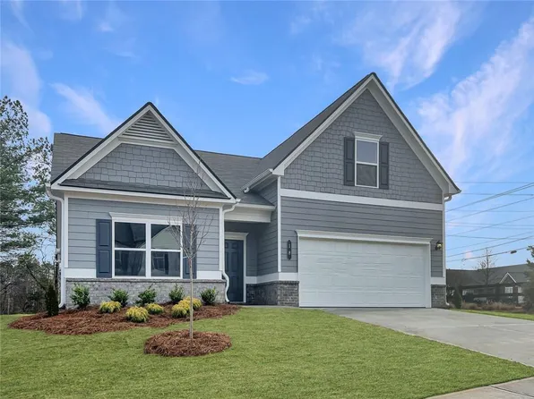 18 Thedford Dr, Hoschton, GA 30548
