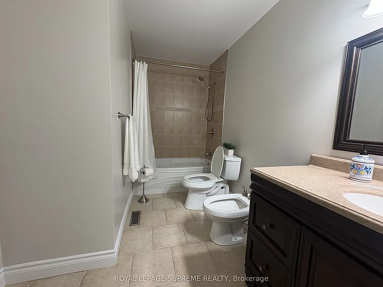 966 Lovingston Cres — Photo 17