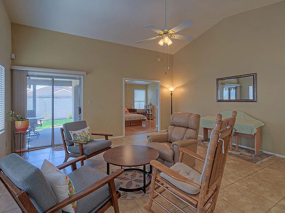 3rd image of 3045 E Siesta Ln