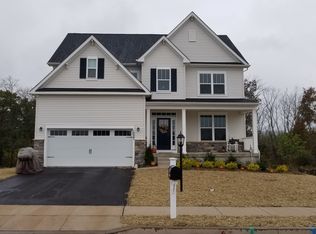 1027 Cedarbrook Ln, Pennsburg, PA 18073
