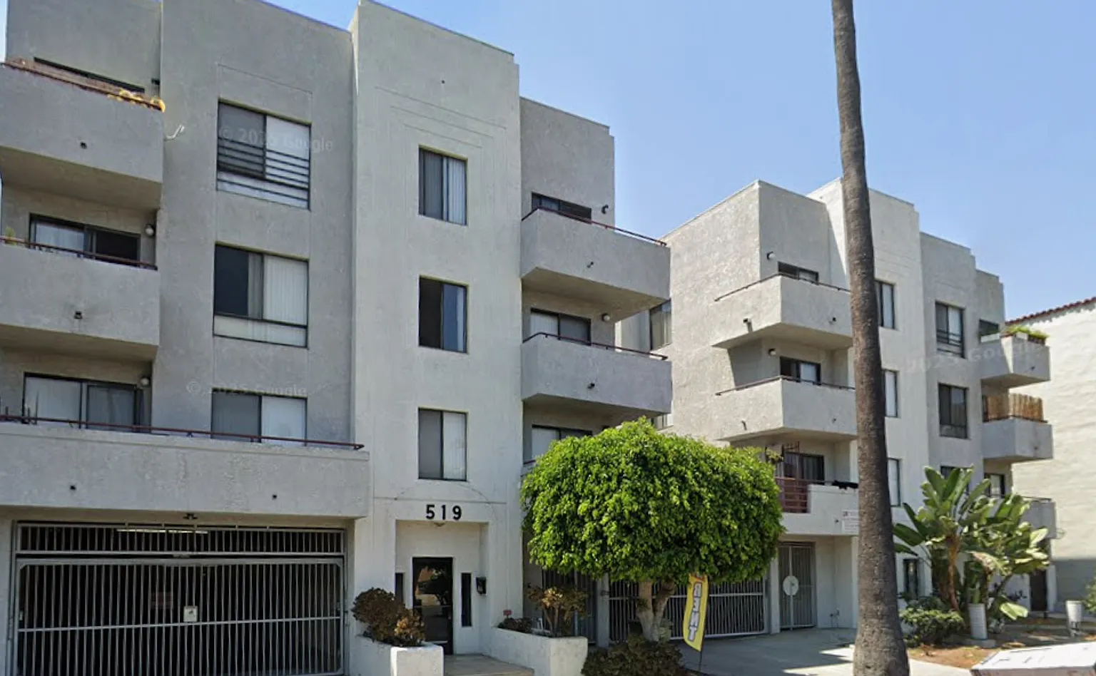 GRAMERCY APTS. — Photo 1