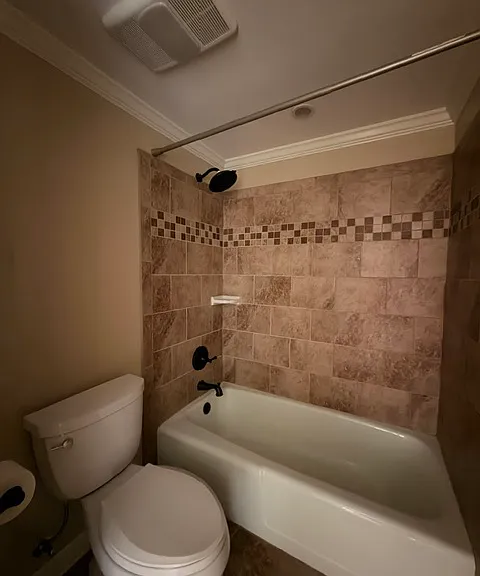 619 King St #201 — Photo 16
