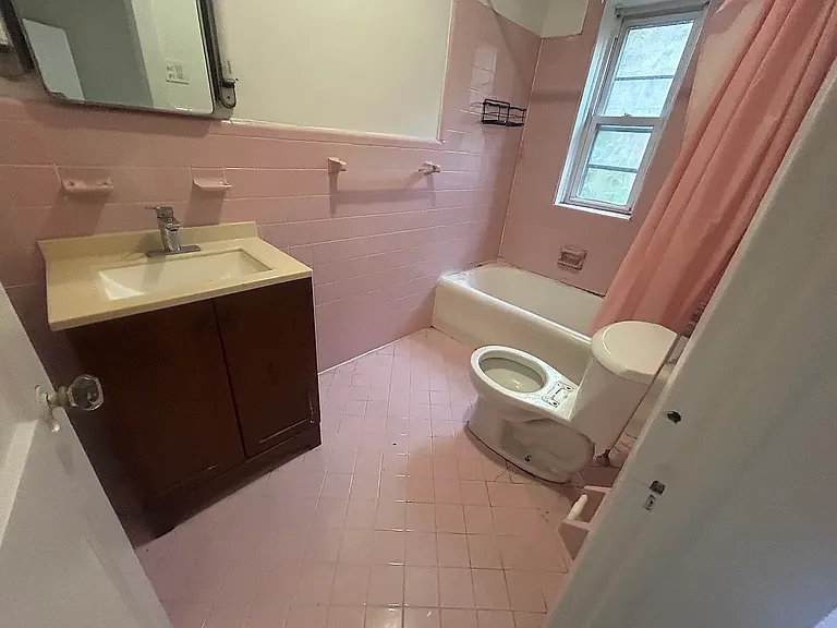 2254 Bryn Mawr Ave #3 — Photo 17