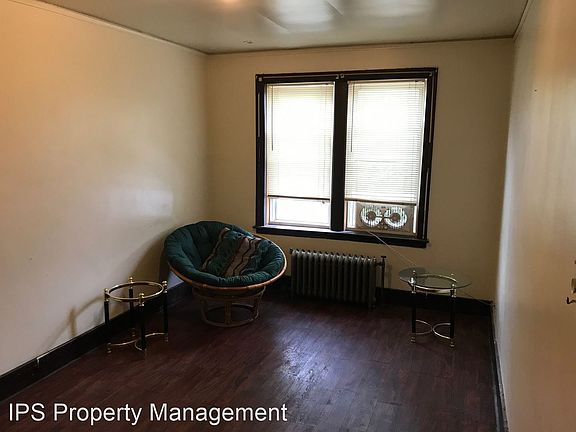 3rd image of 1140 Ashland St #1140