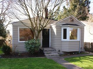 10313 Ashworth Ave N, Seattle, WA 98133