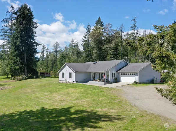 363 E Buckboard Drive, Allyn, WA 98524