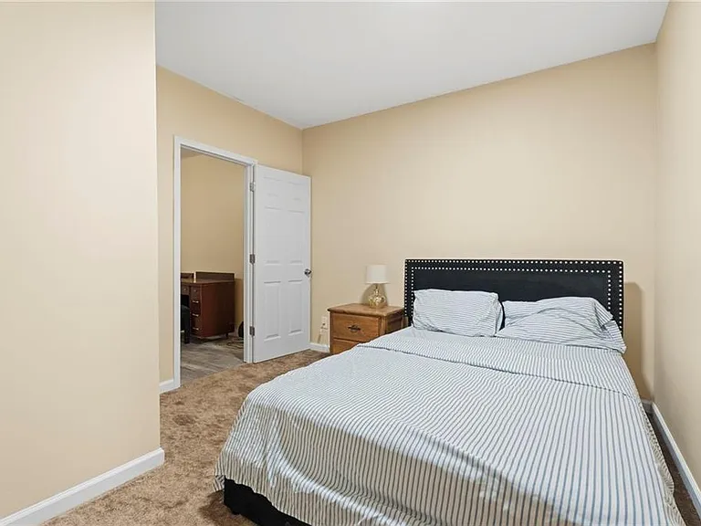 5504 Mountain View Smt — Photo 21