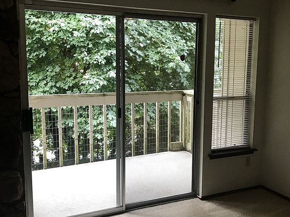 4th image of 500 N National Ave #31