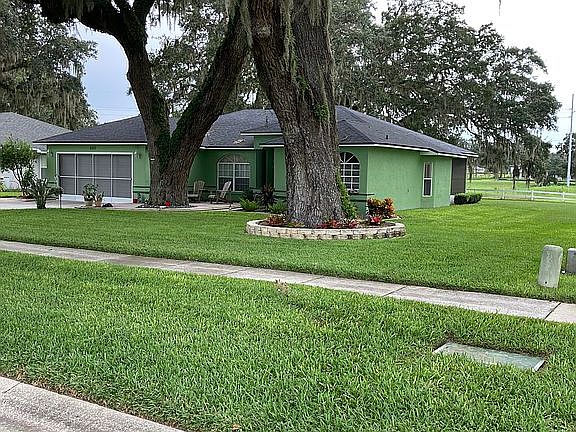 4th image of 6907 N Lake Dr